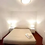 Residenza Costasmeraldina 度假居 *